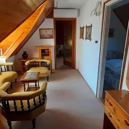 Appartement Zamor Nyaralo