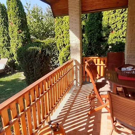 Zamor Nyaralo Appartement *