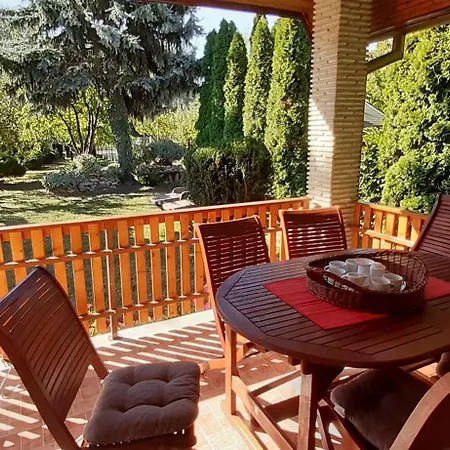 Apartment Zamor Nyaralo